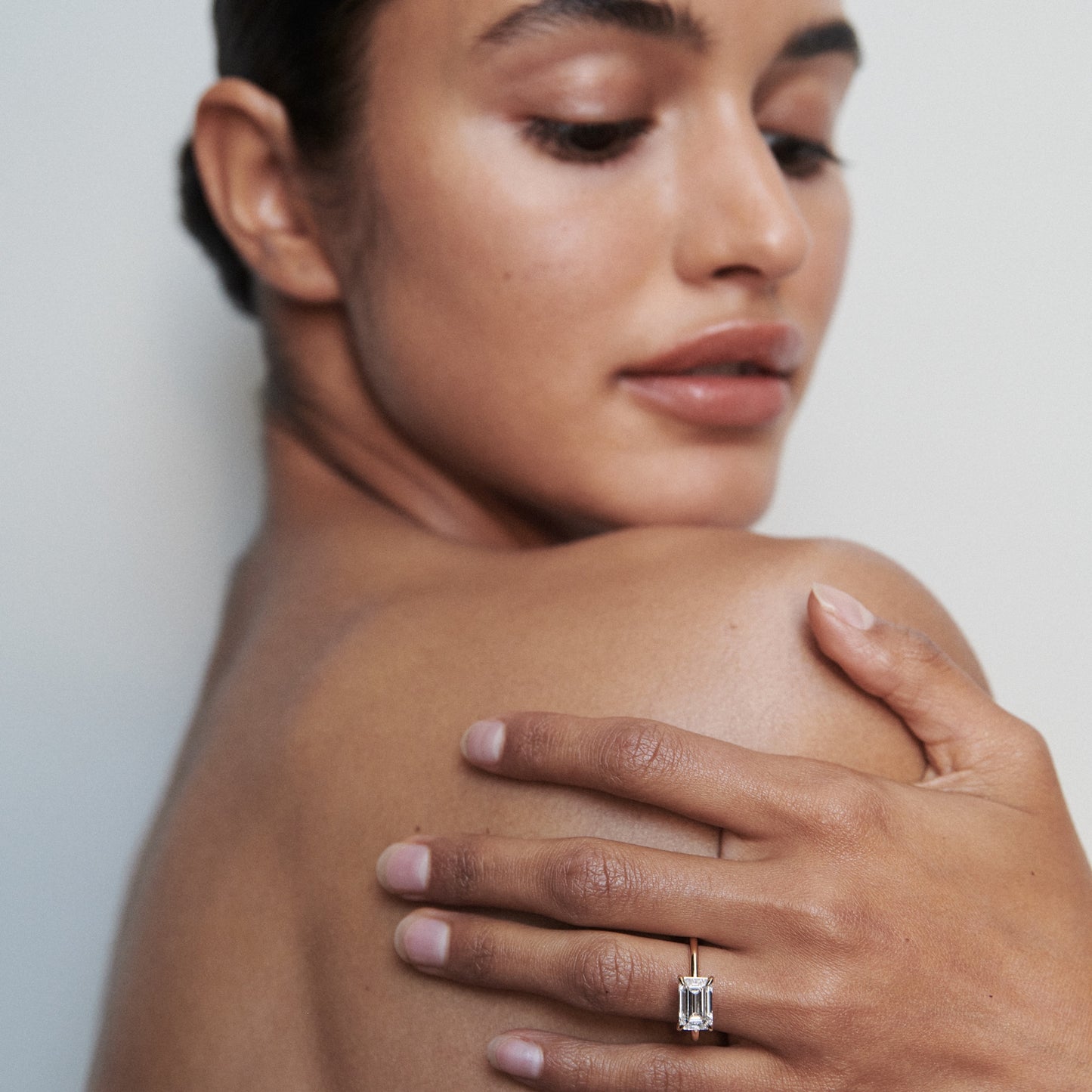 Solitaire Engagement Ring Featuring 1.0 CT East-West Oval Moissanite 6