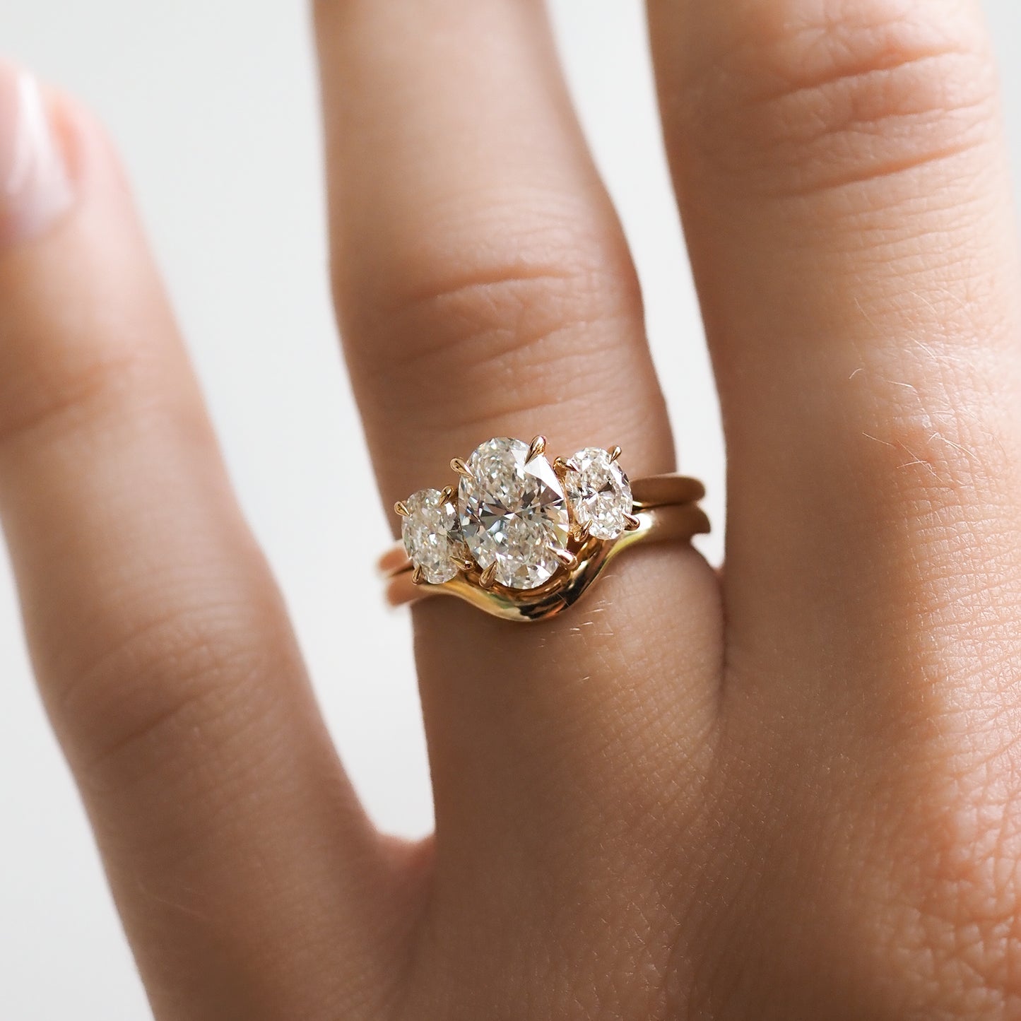 Curved Classic Wedding Ring 4