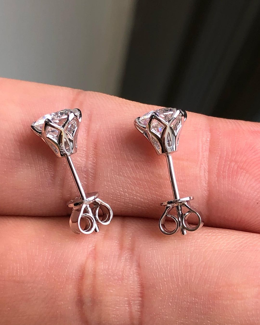 1.0 TCW Round Cut Moissanite Solitaire Stud Earrings 3