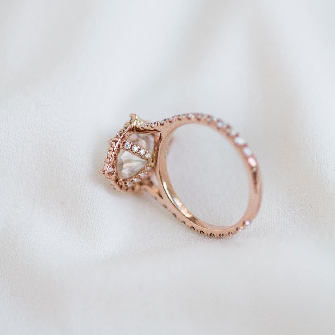 3.0 CT Pear Halo Moissanite Engagement Ring