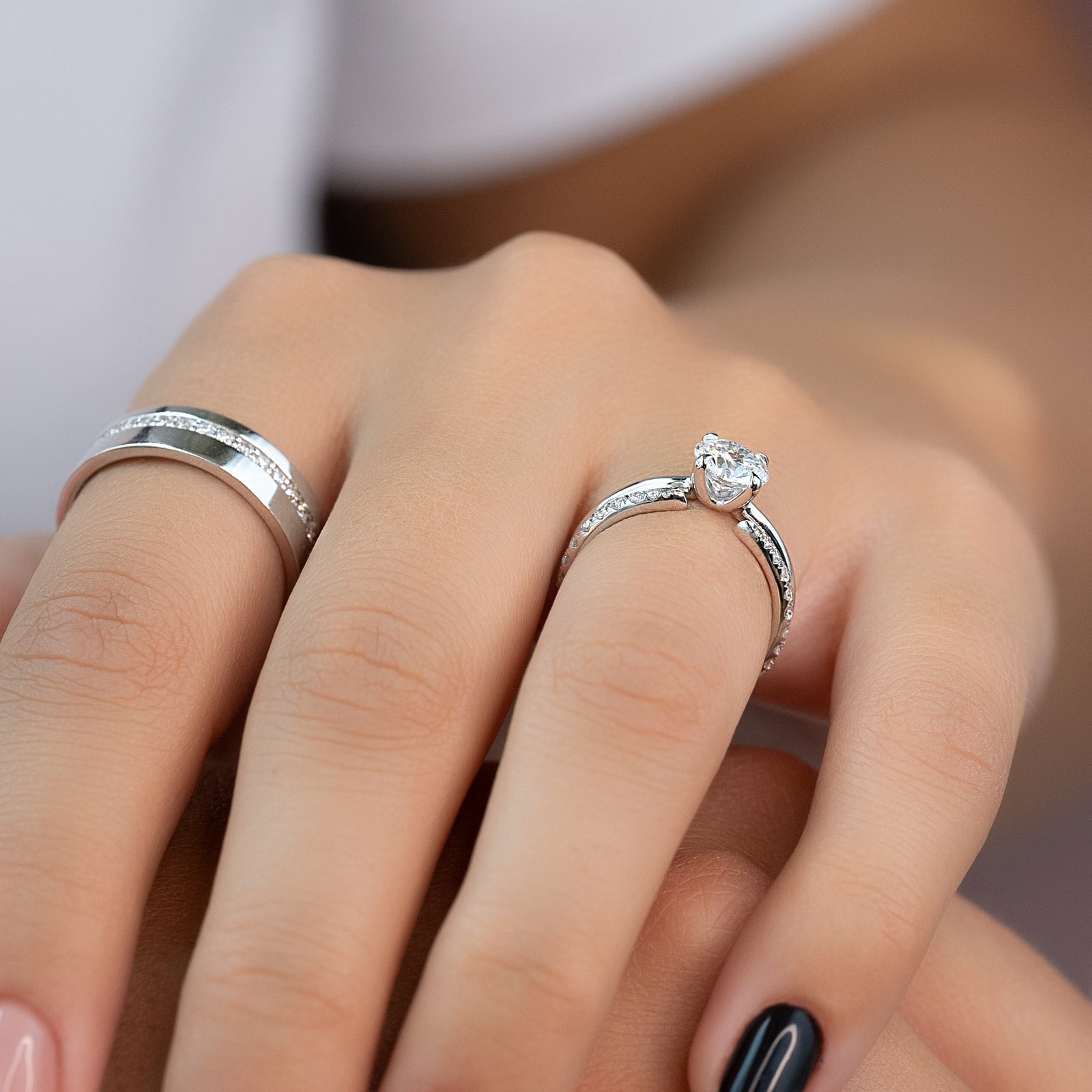 Solitaire Engagement Ring Featuring 1.0 CT Round Moissanite 4