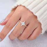 Round Vintage Art Deco Lab-Grown Diamond Engagement Ring