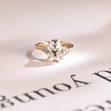 Stunning 1.0 - 2.0 CT Oval Moissanite Engagement Ring with Cluster Design 1