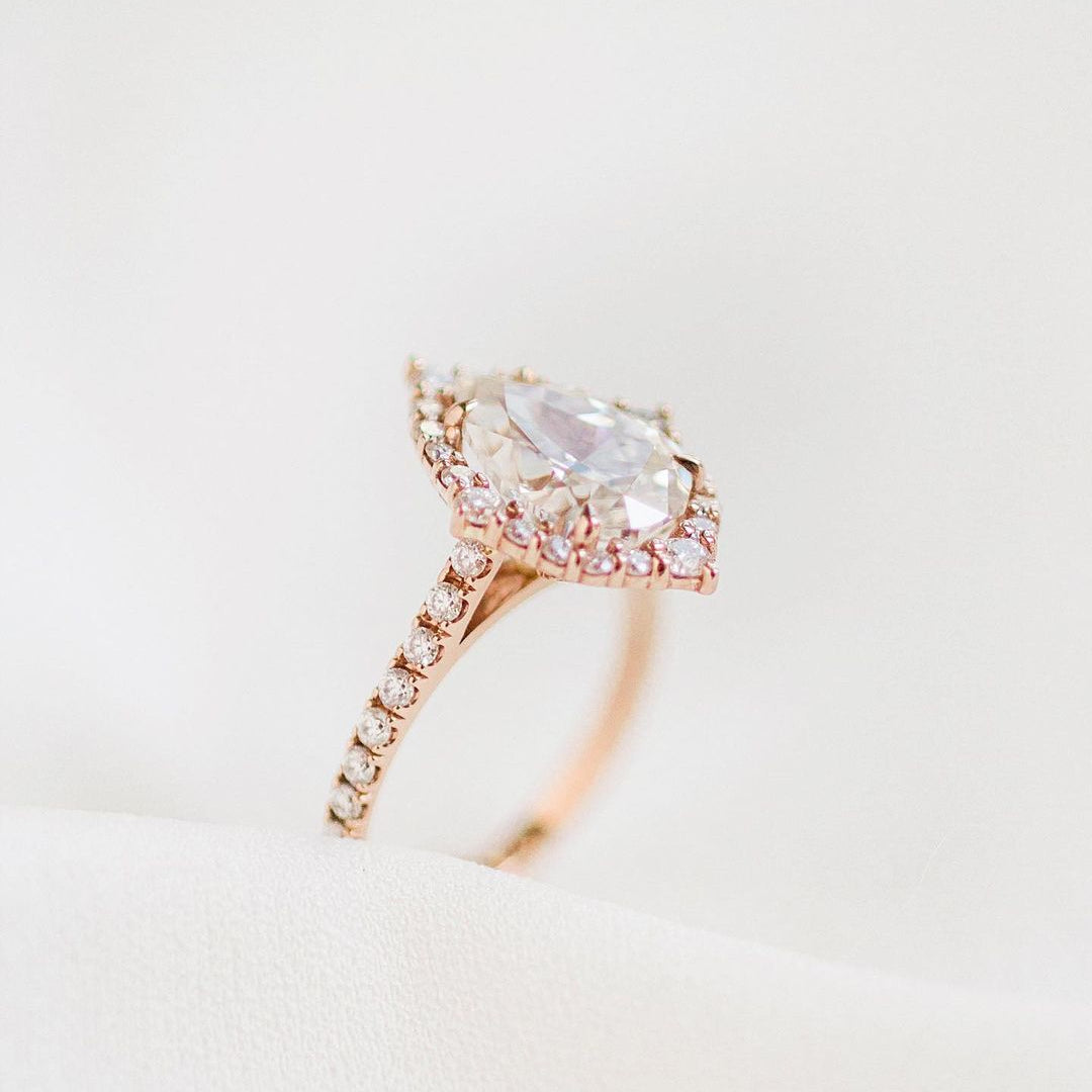 3.0 CT Pear Cluster Halo Moissanite Engagement Ring 2