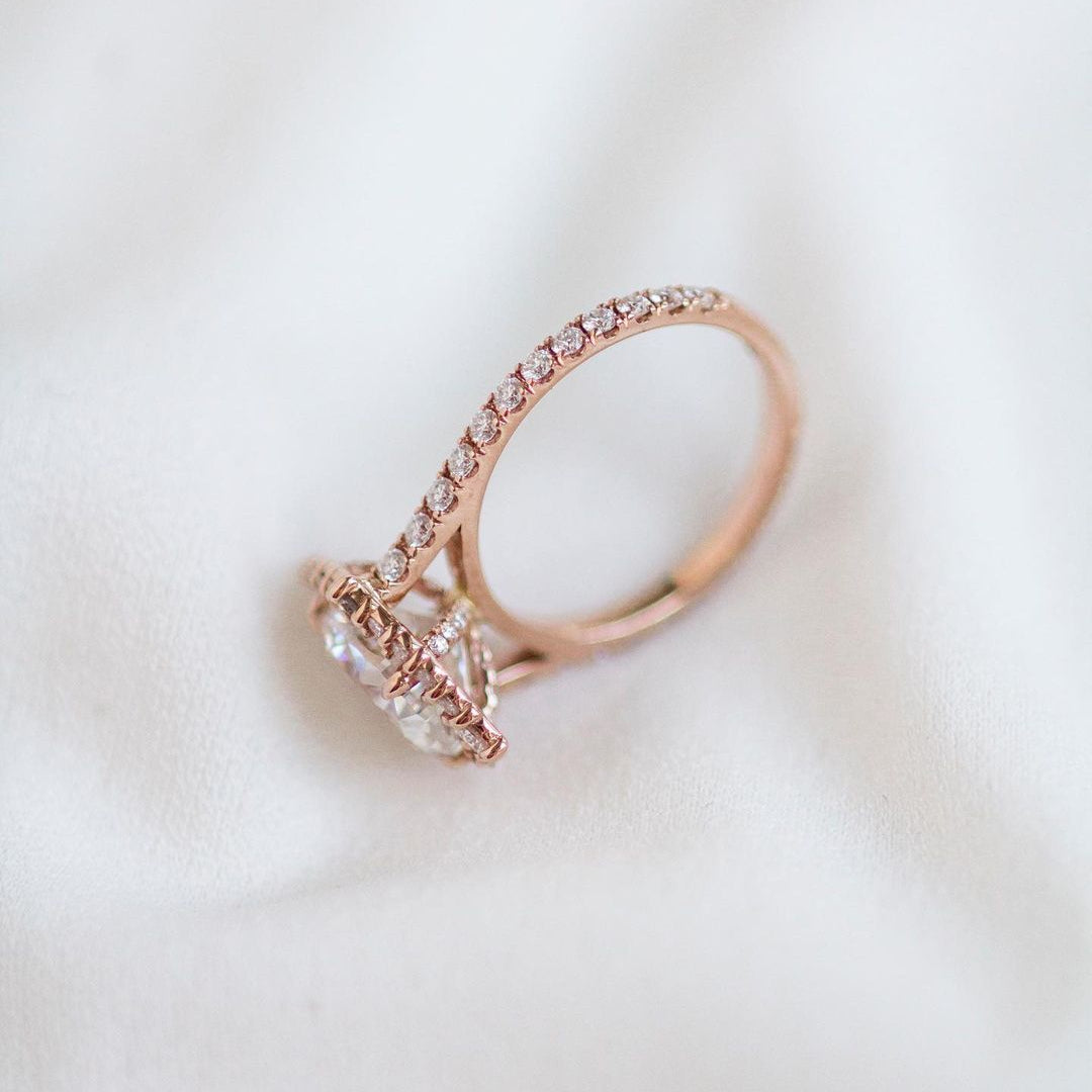3.0 CT Pear Halo Moissanite Engagement Ring