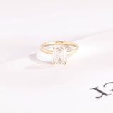 Stunning 1.0 - 2.0 CT Emerald Moissanite Engagement Ring with Solitaire Design 1