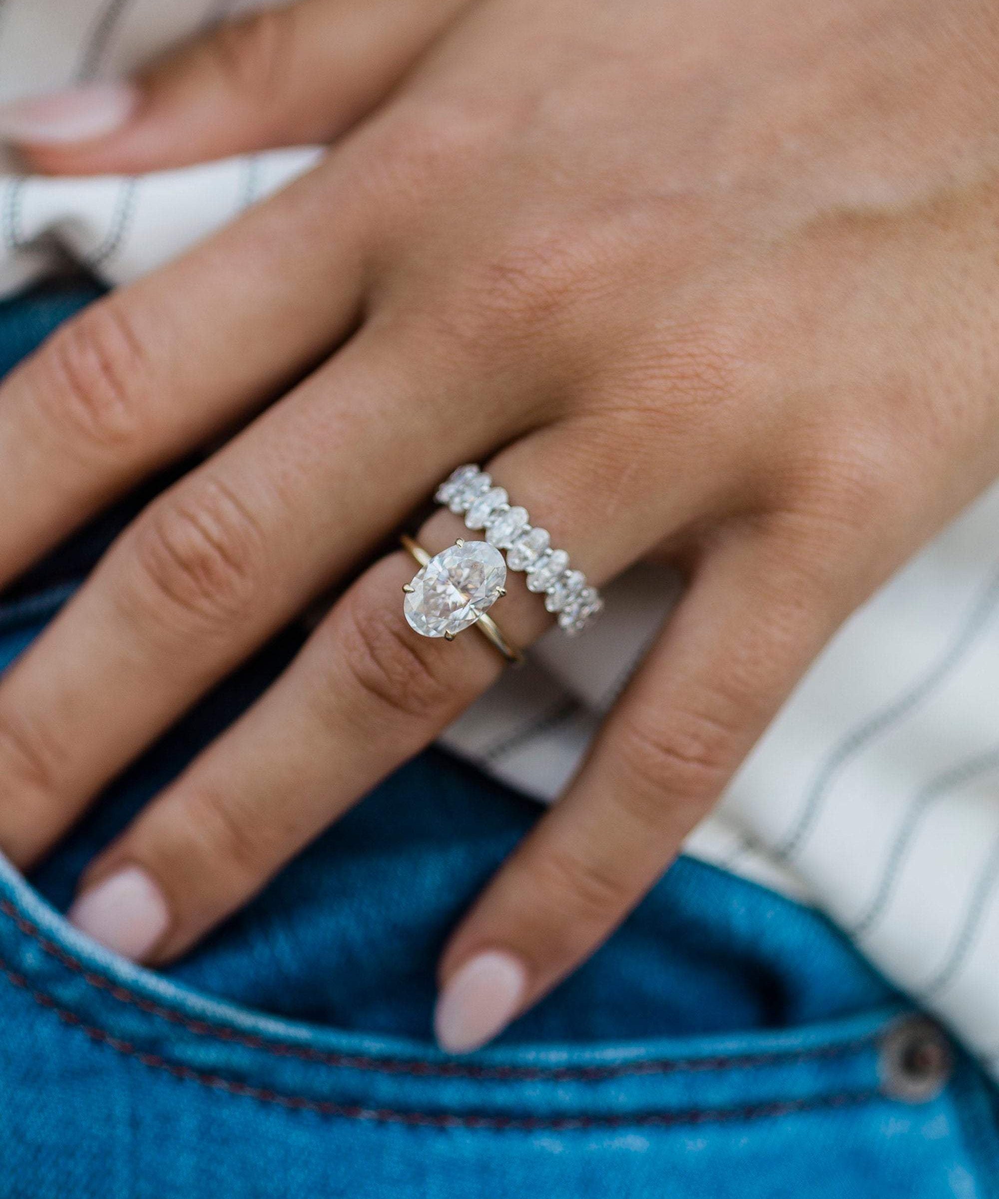 4.0 CT Oval Solitaire Moissanite Engagement Ring 2