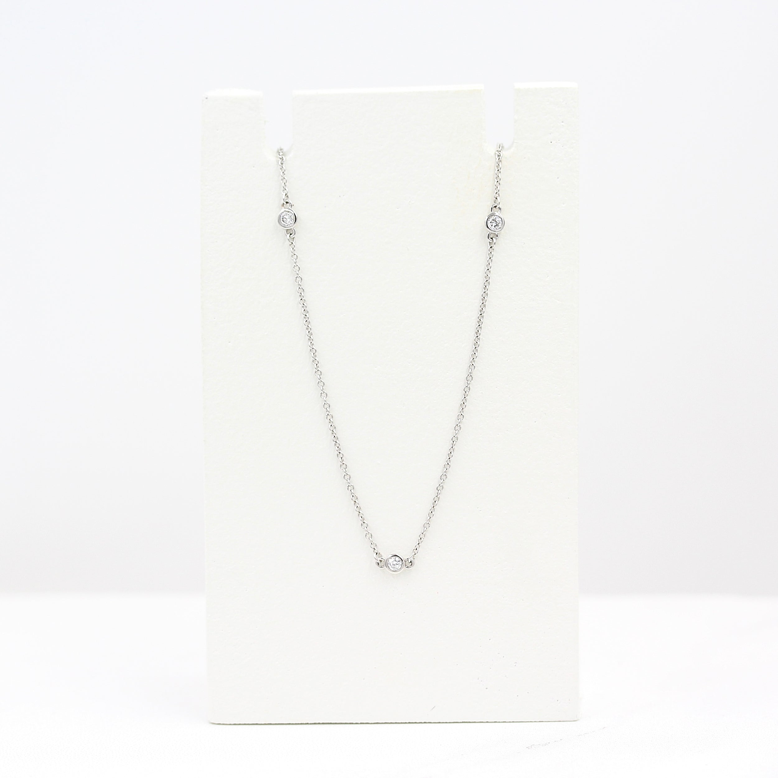 0.25 TCW Round Shape Moissanite Necklace With Dainty 3