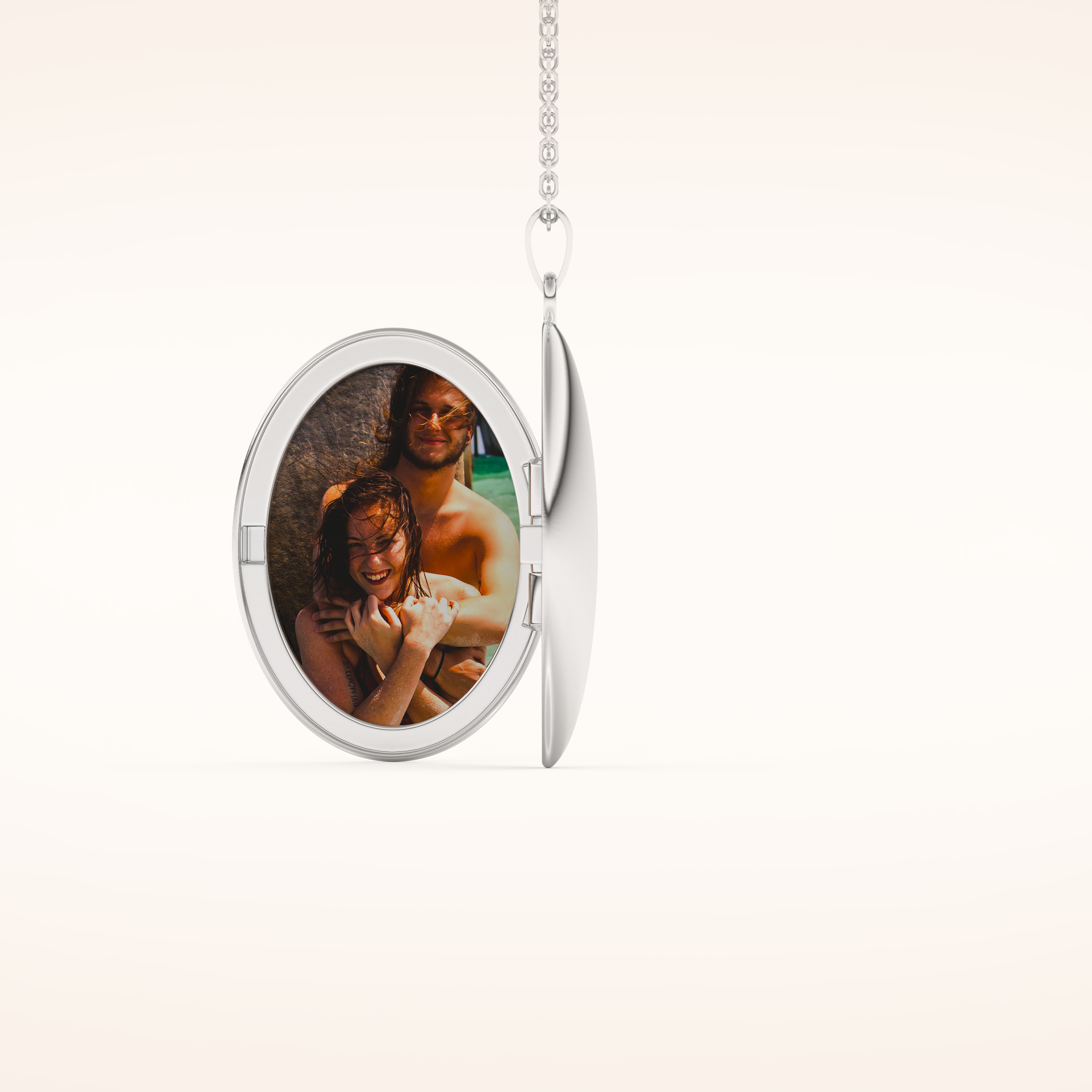 Custom Photo Mini Locket Necklace – Crafted with Meaning 3