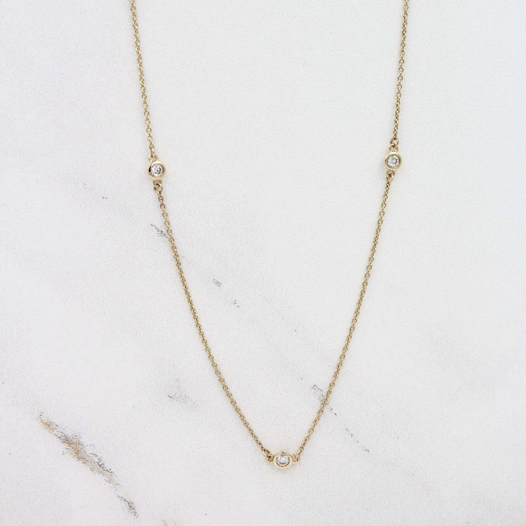 0.25 TCW Round Shape Moissanite Necklace With Dainty 6