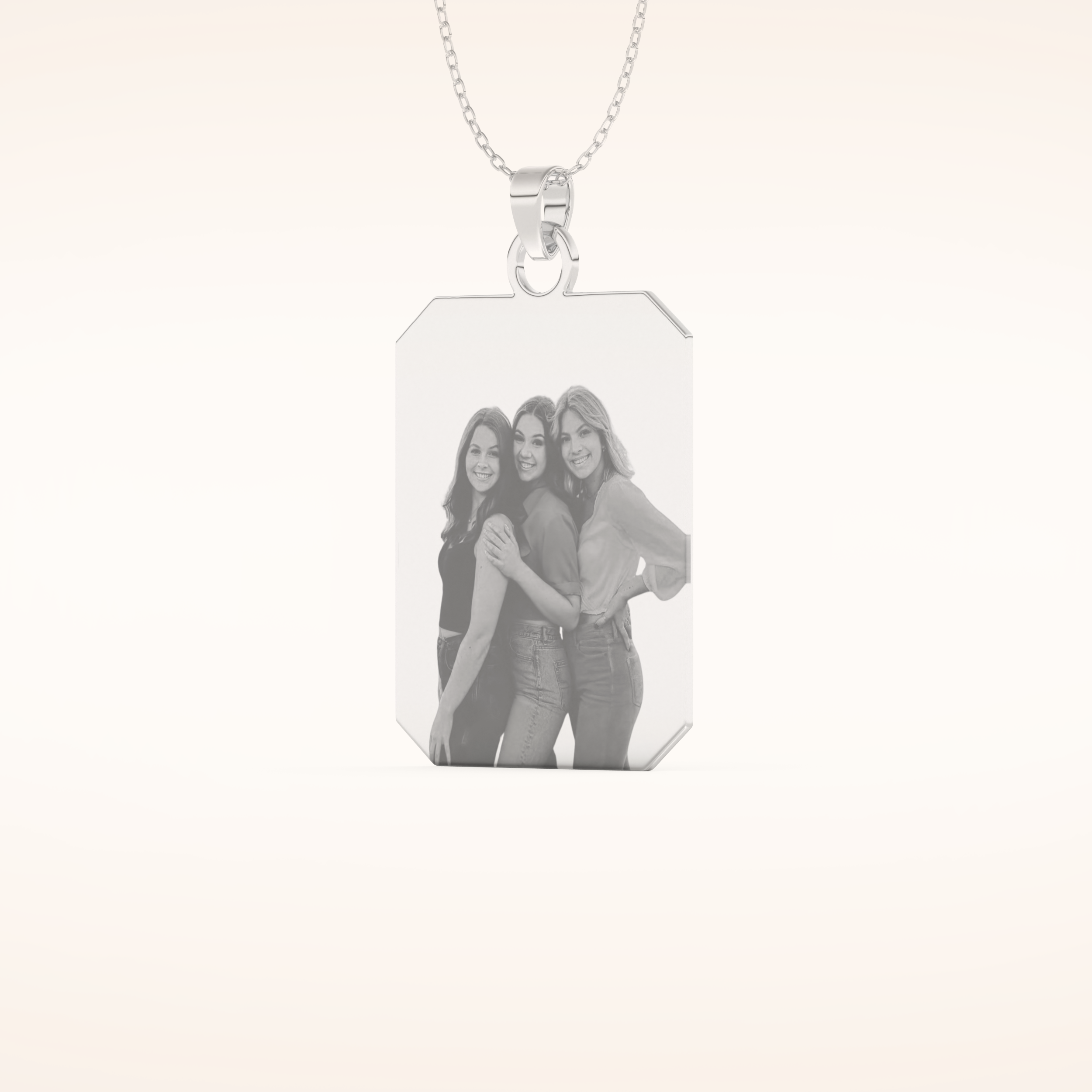 Custom Photo Engraved Pendant Necklace – Crafted with Meaning 2