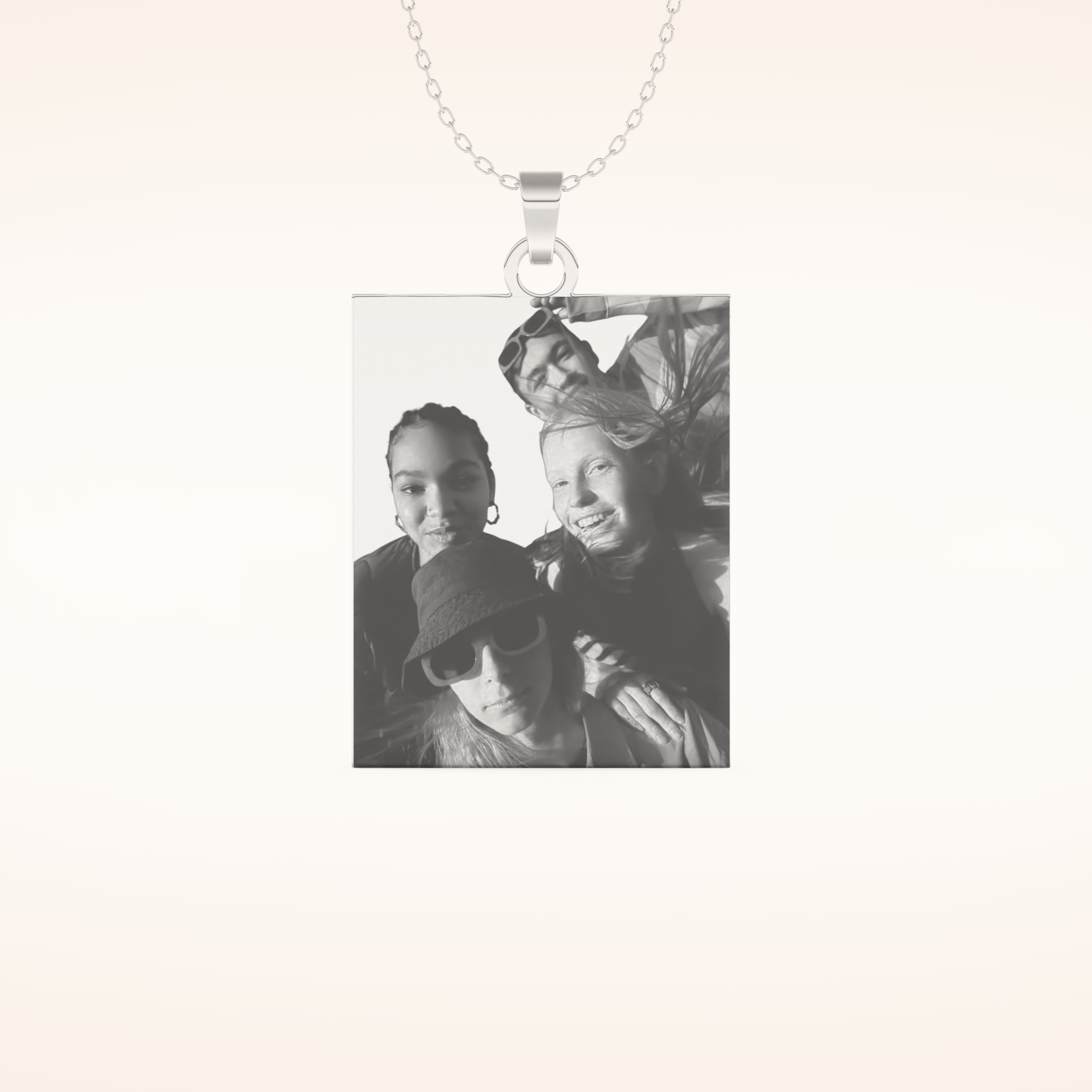 Custom Photo Engraved Pendant Necklace – Crafted with Meaning 1