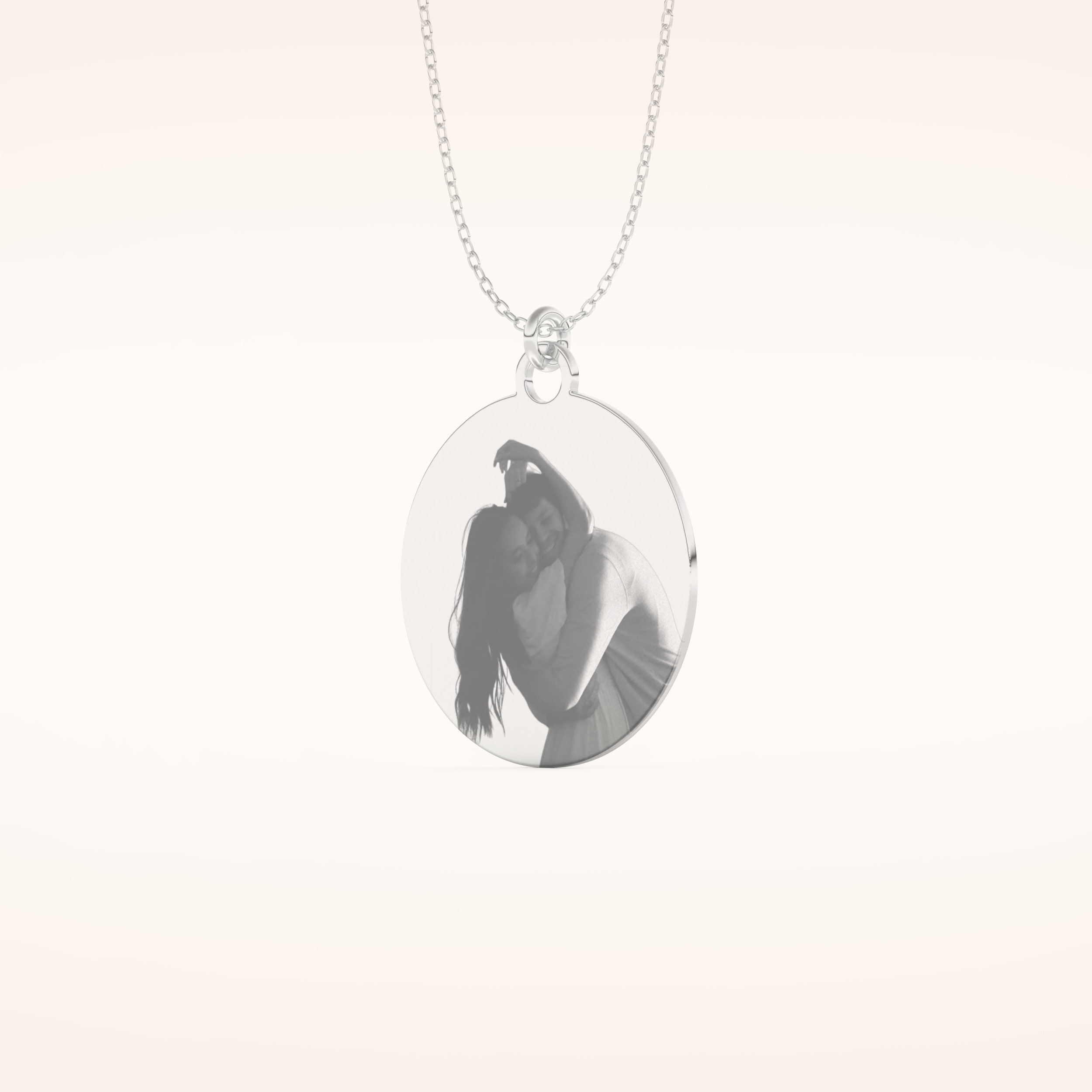 Custom Photo Engraved Pendant Necklace – Crafted with Meaning 2