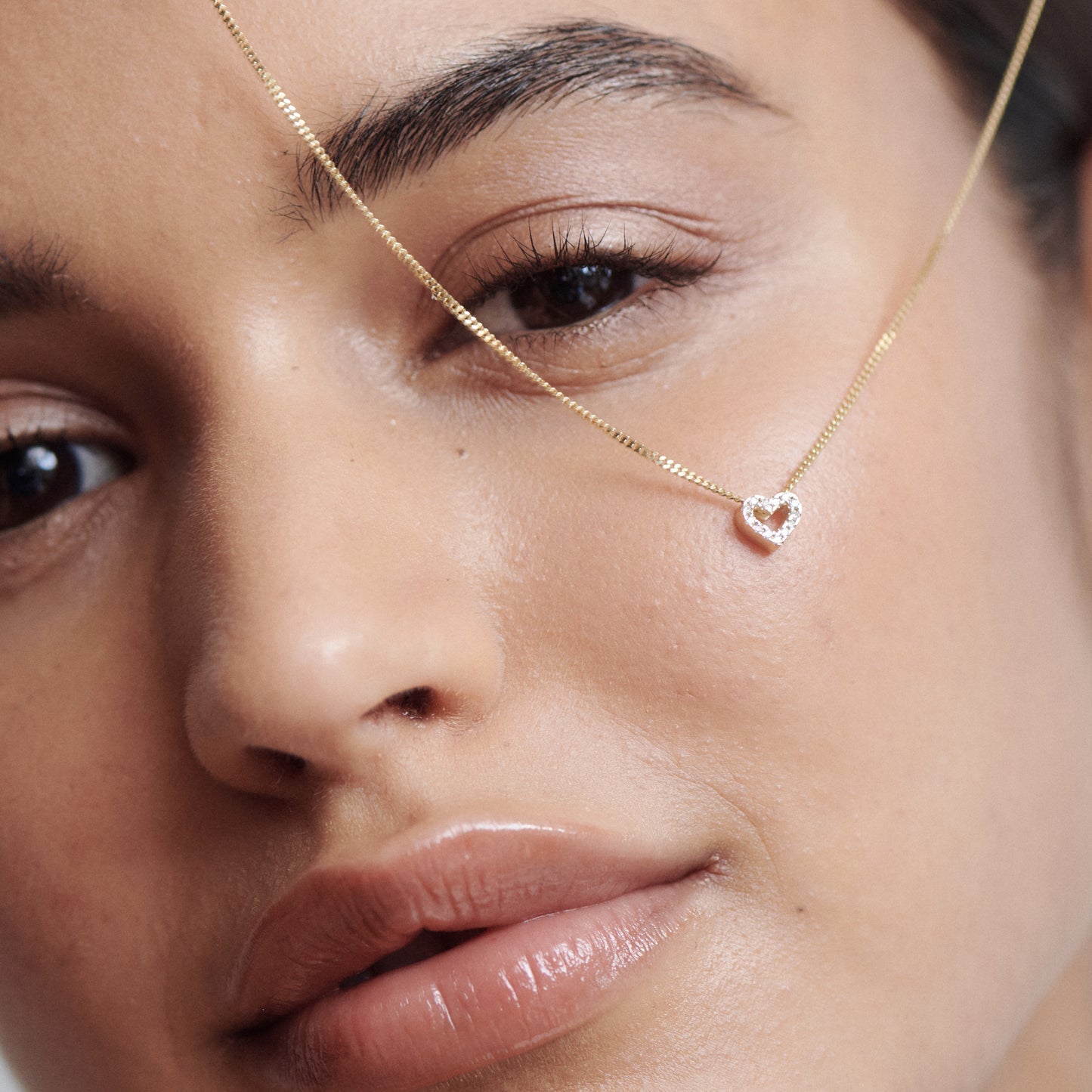 Heart Charm 0.01 Carats Round Shape Moissanite Necklace 2