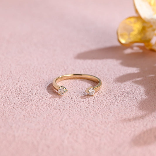 Open Wedding Band Featuring 0.11 TCW Round Moissanite 1