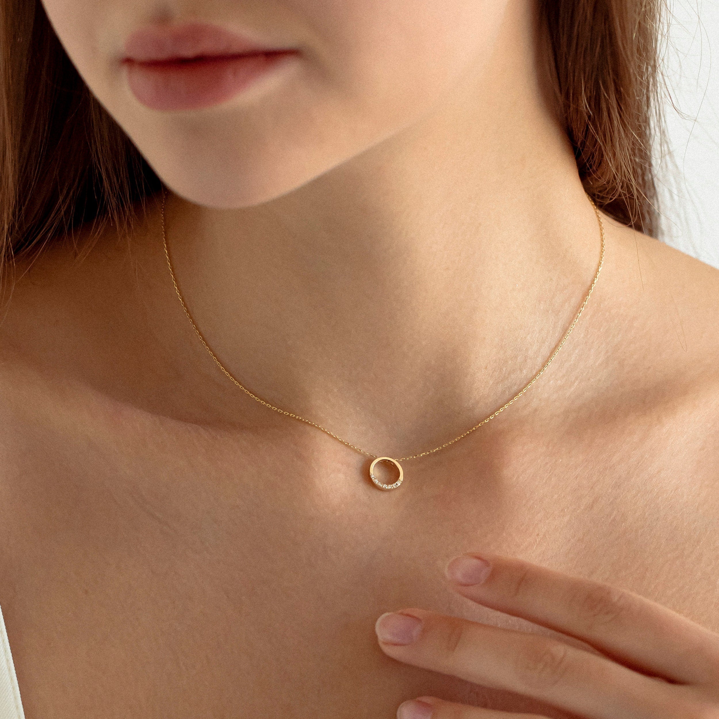 Circle 0.02 TCW Round Shape Moissanite Necklace 3