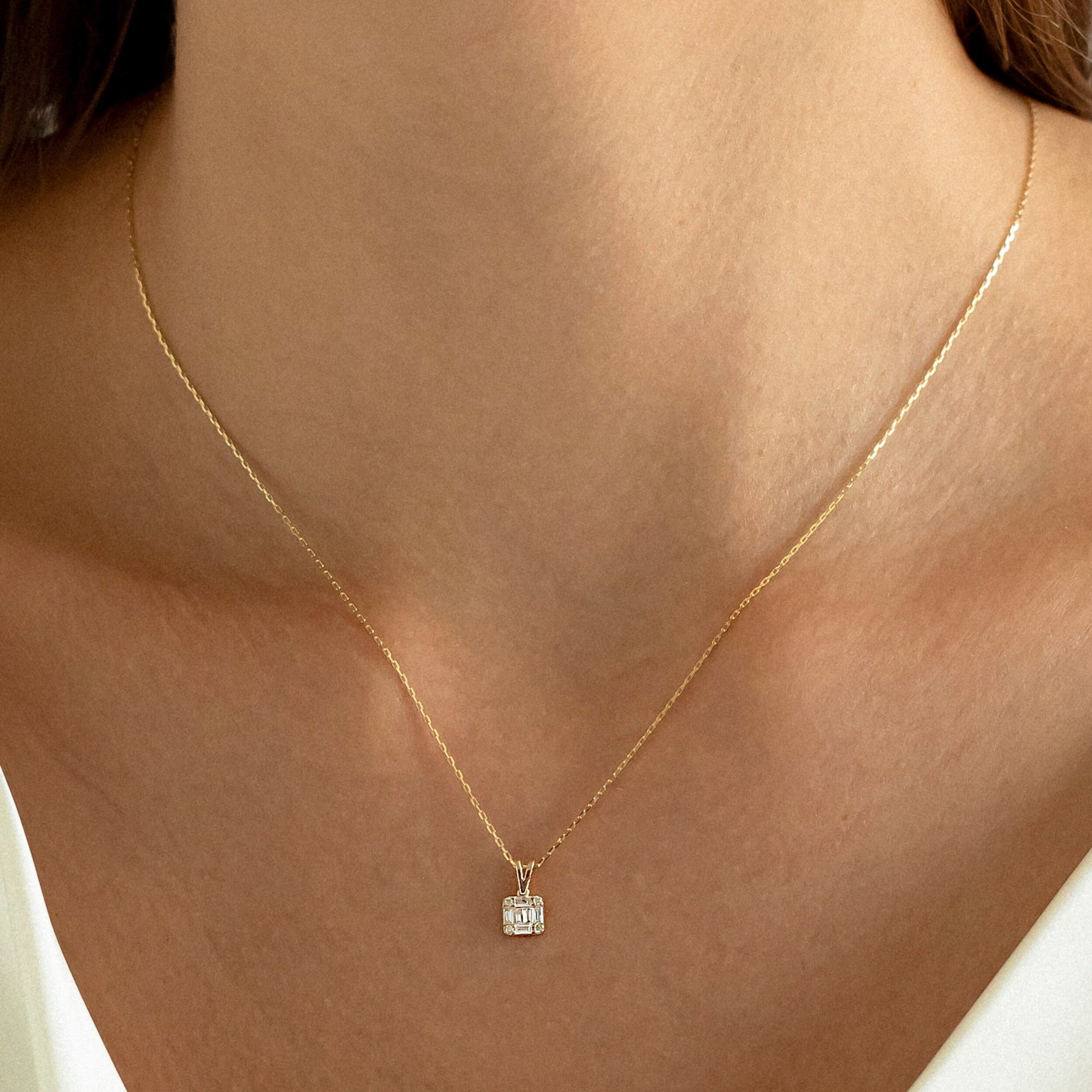 0.18 Carats Baguette & Round Cut Moissanite Square Necklace 4