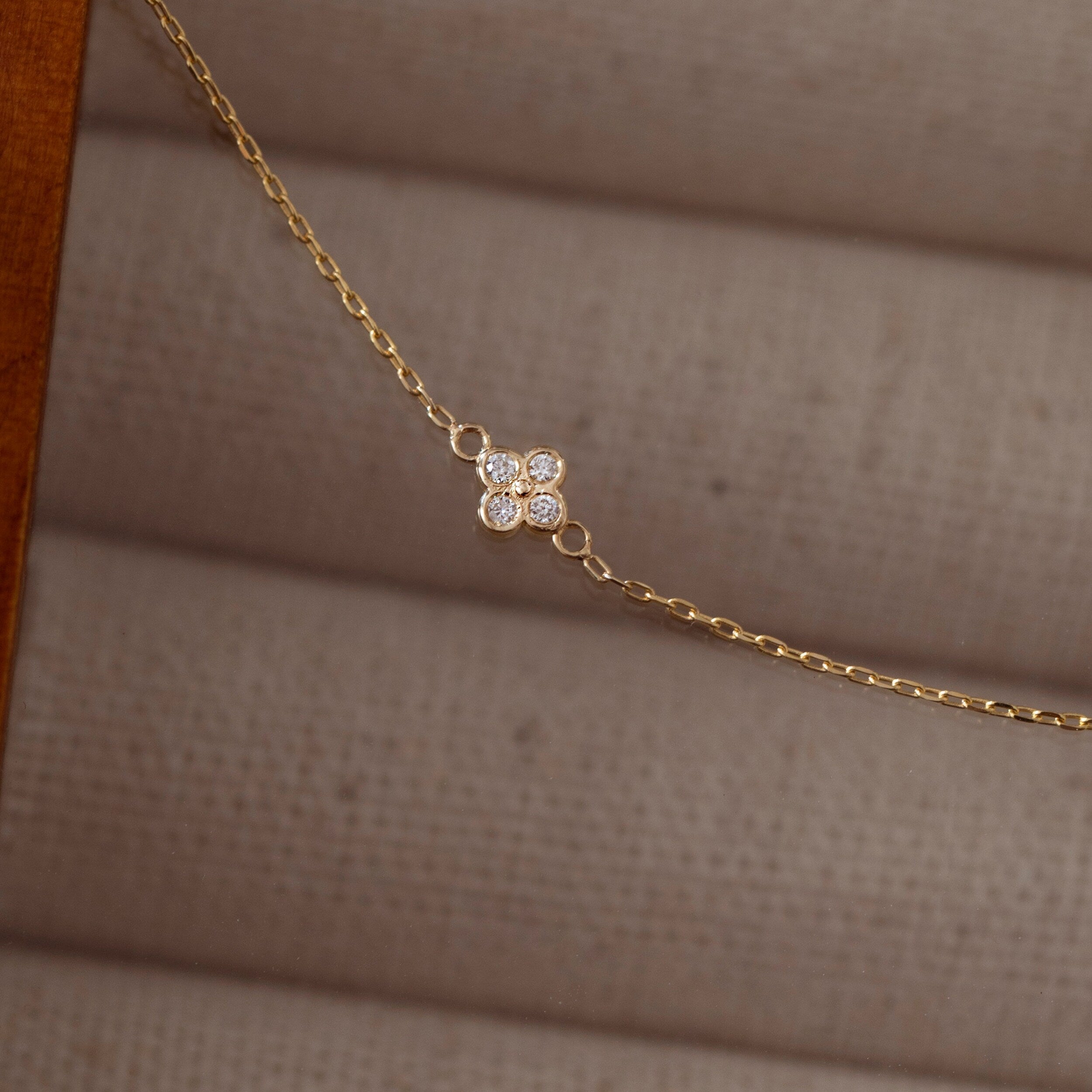 0.12 Carats Round Shape Moissanite Flower Style Necklace 5