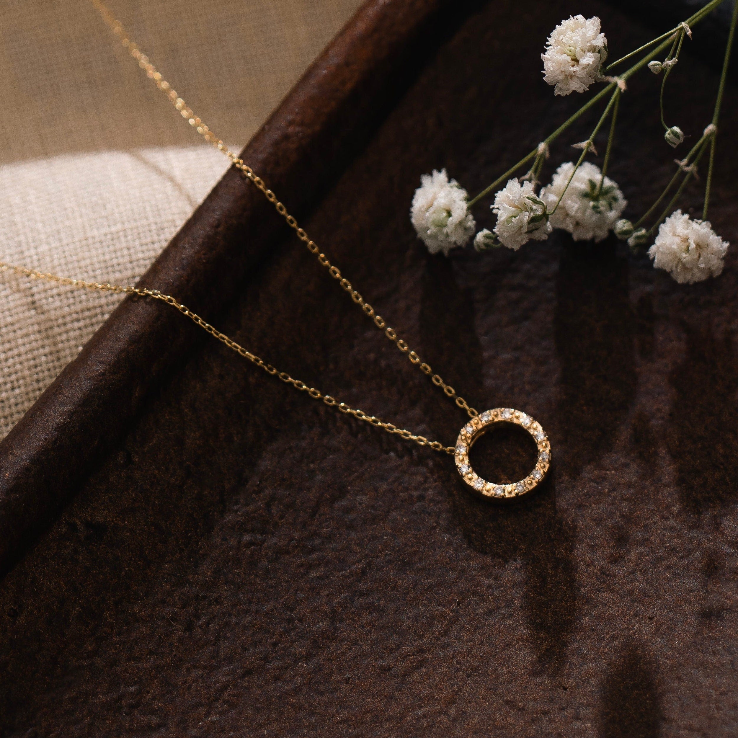 0.06 Carats Round Shaped Moissanite Circle Style Necklace 1