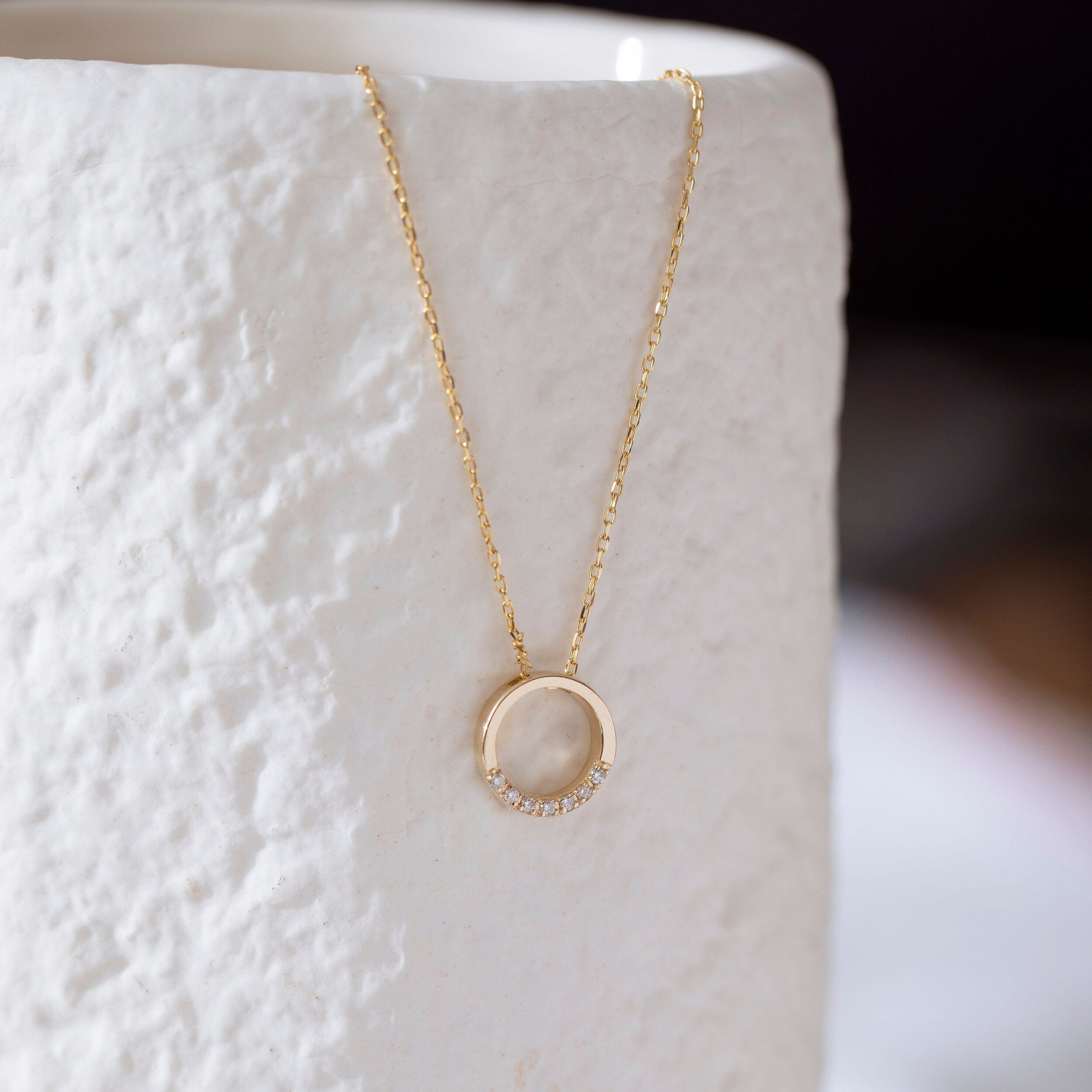 Circle 0.02 TCW Round Shape Moissanite Necklace 1