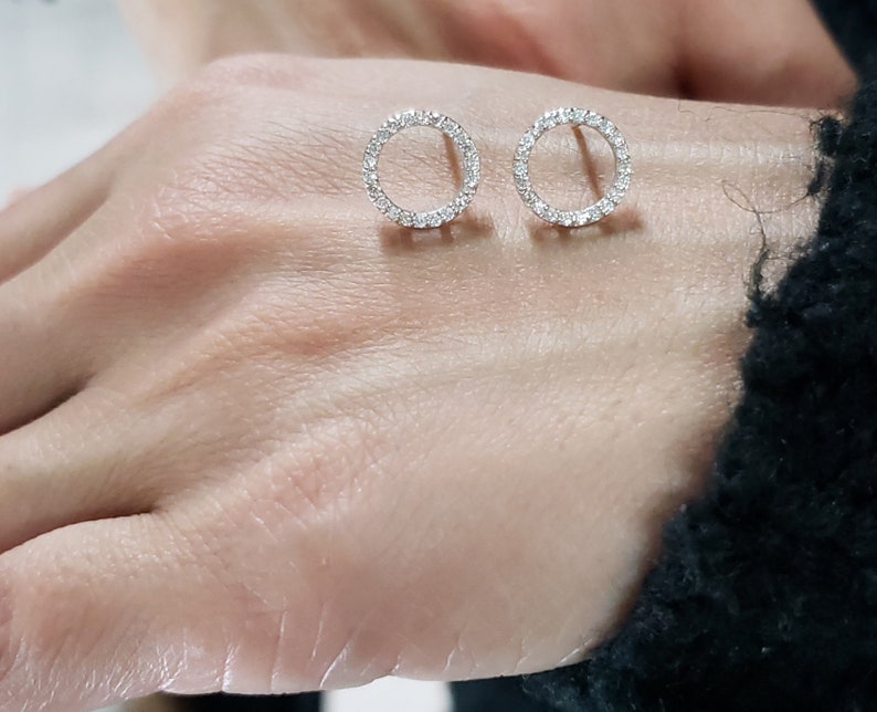 0.25 TCW  Round Cut Moissanite Stud Earrings 8