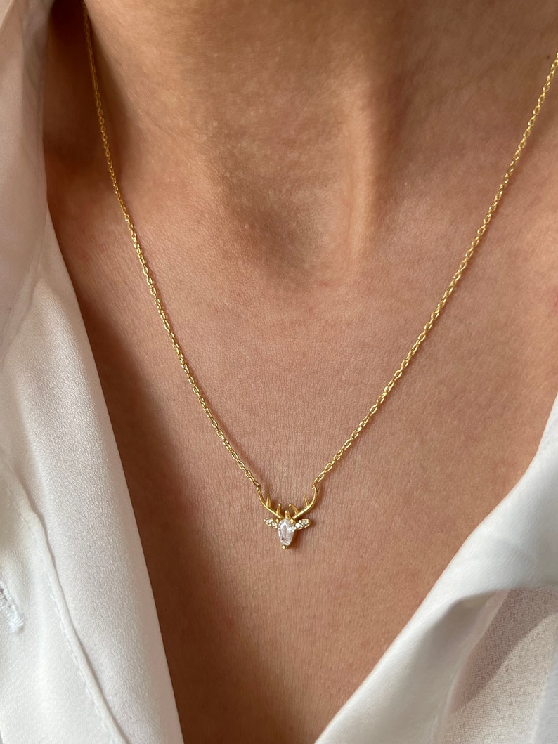 0.7 TCW Deer Shape Moissanite Necklace 5