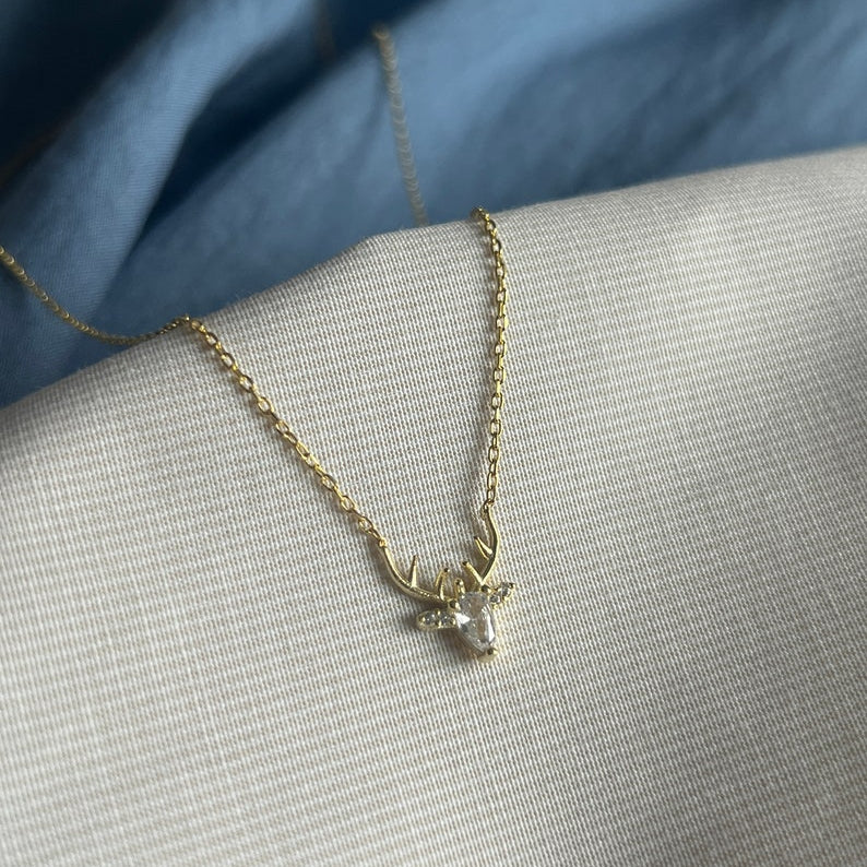 0.7 TCW Deer Shape Moissanite Necklace 3