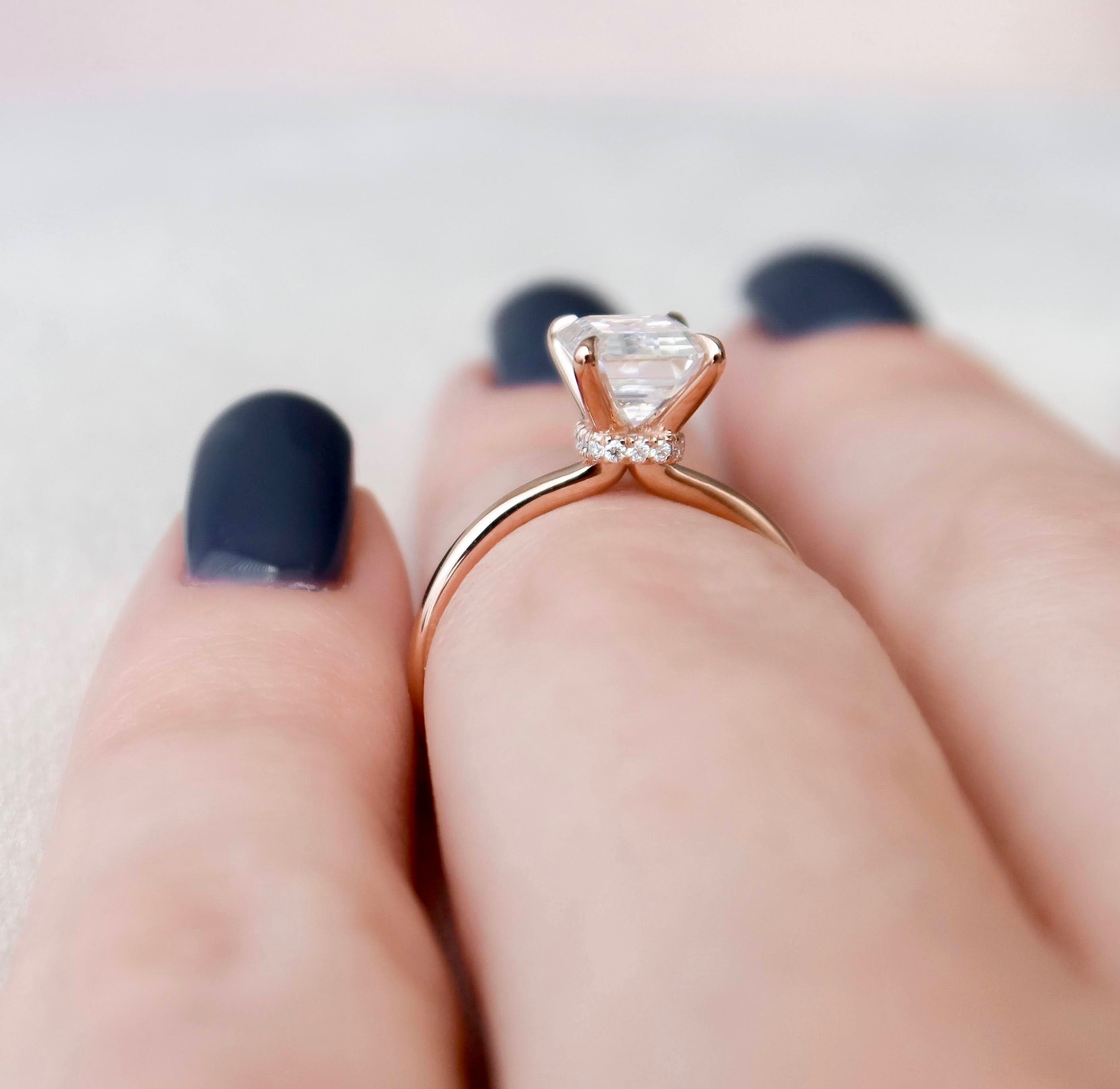 2.0 CT Emerald Hidden Halo Moissanite Engagement Ring 3