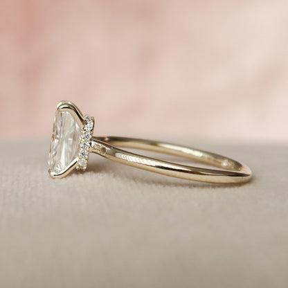 2.0 CT Radiant Hidden Halo Moissanite Engagement Ring 4