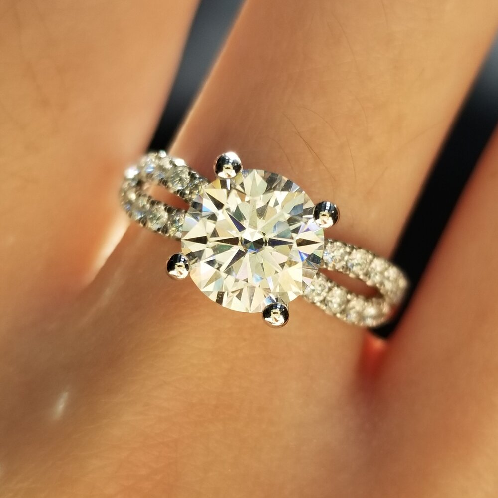1.30 CT Round Shaped Moissanite Twisted Pave Engagement Ring 5