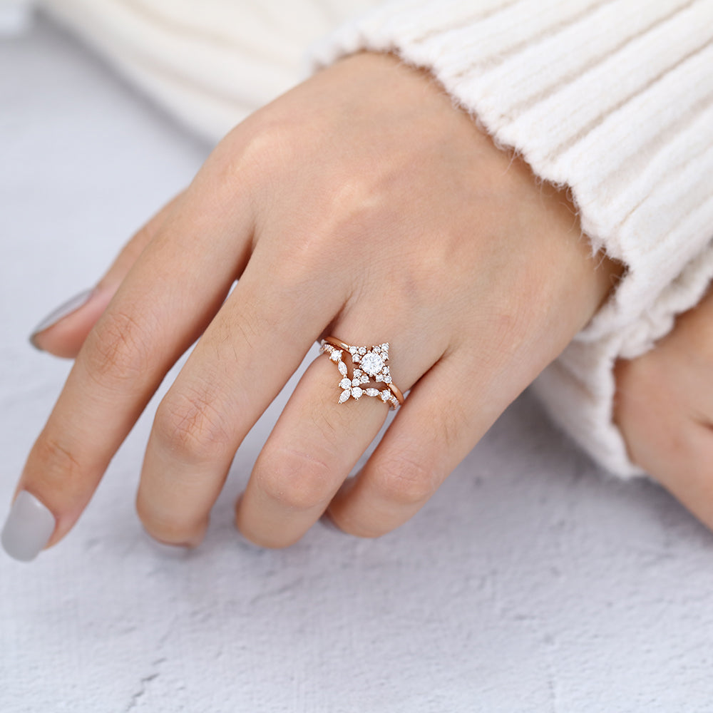 0.22 CT Round Moissanite Cluster Bridal Ring Set 2