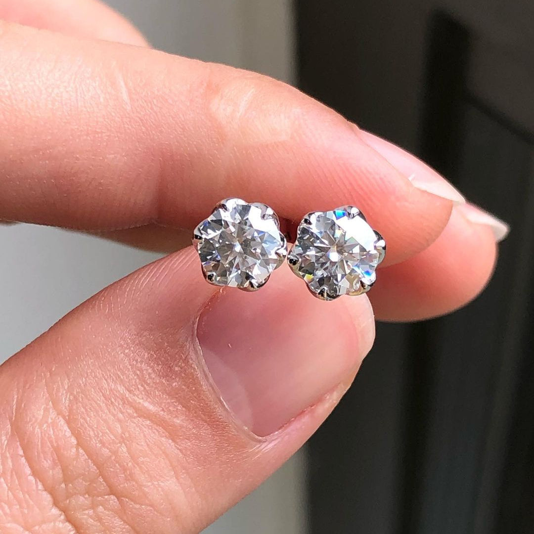 1.0 TCW Round Cut Moissanite Solitaire Stud Earrings 1