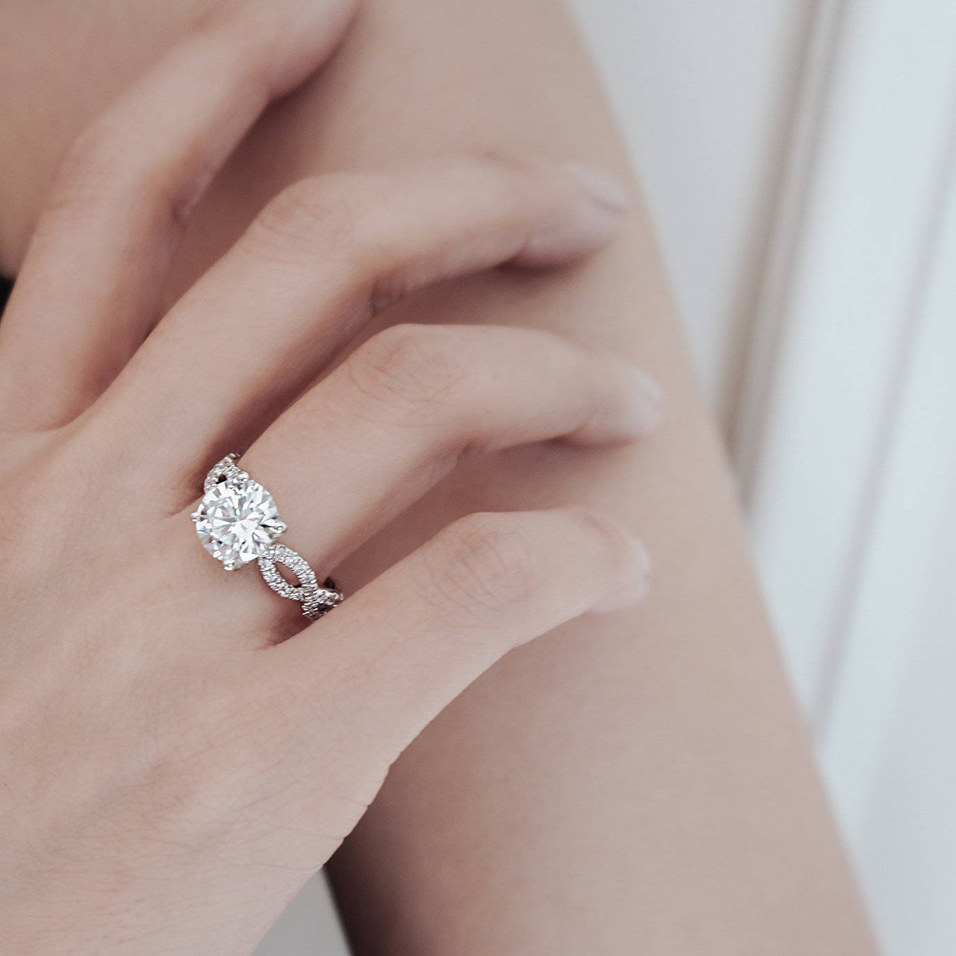 2.0 CT Round Shaped Moissanite Twisted Pave Engagement Ring