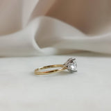 2.0 CT Oval Shaped Moissanite Three Stone Engagement Ring 2