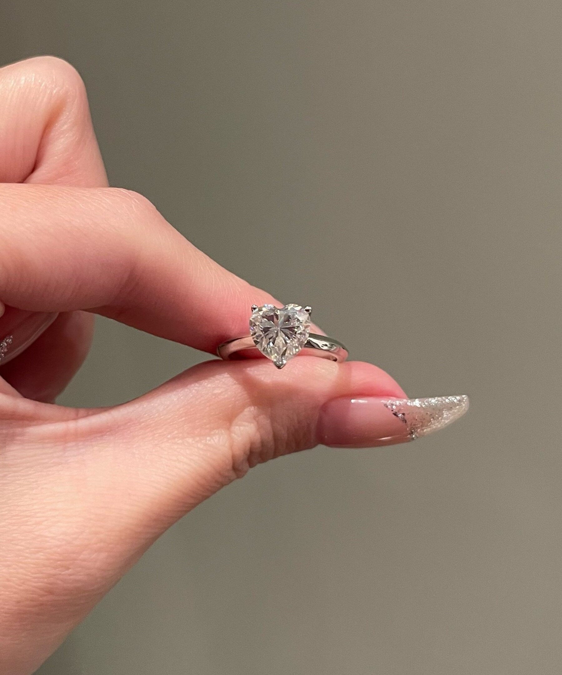 2.0 CT Heart Shaped Moissanite Solitaire Engagement Ring 1