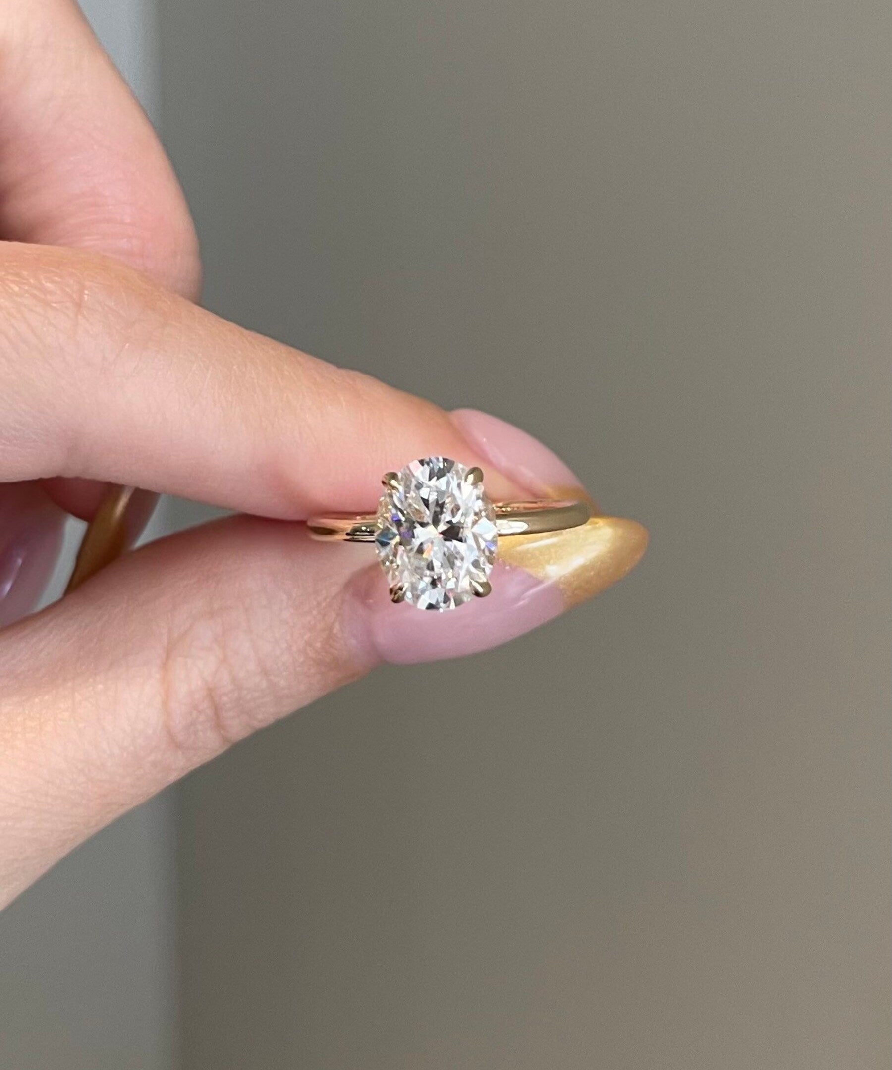 3.0 CT Oval Shaped Moissanite Solitaire Engagement Ring 1