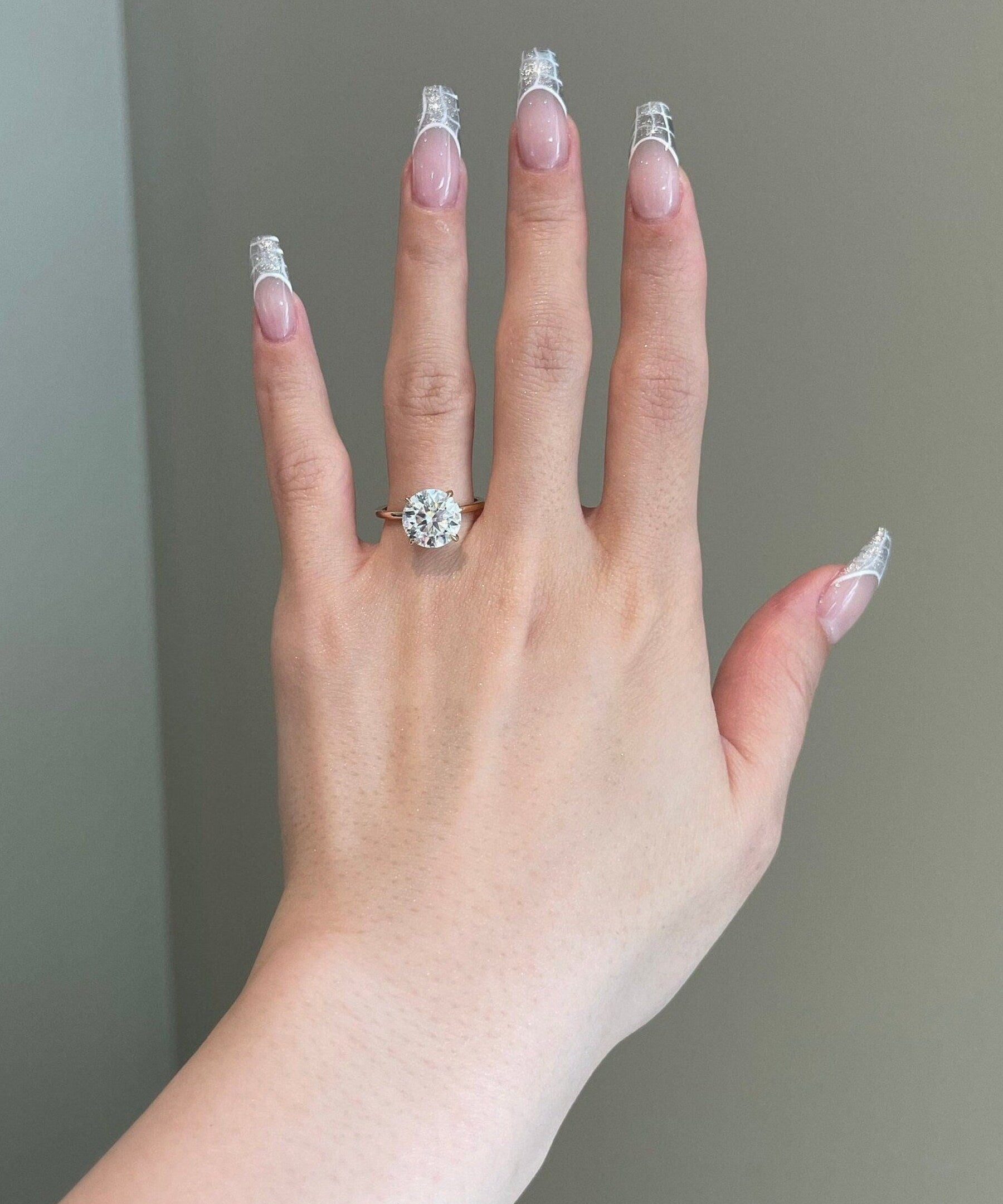 3.50 CT Round Shaped Moissanite Solitaire Engagement Ring 2